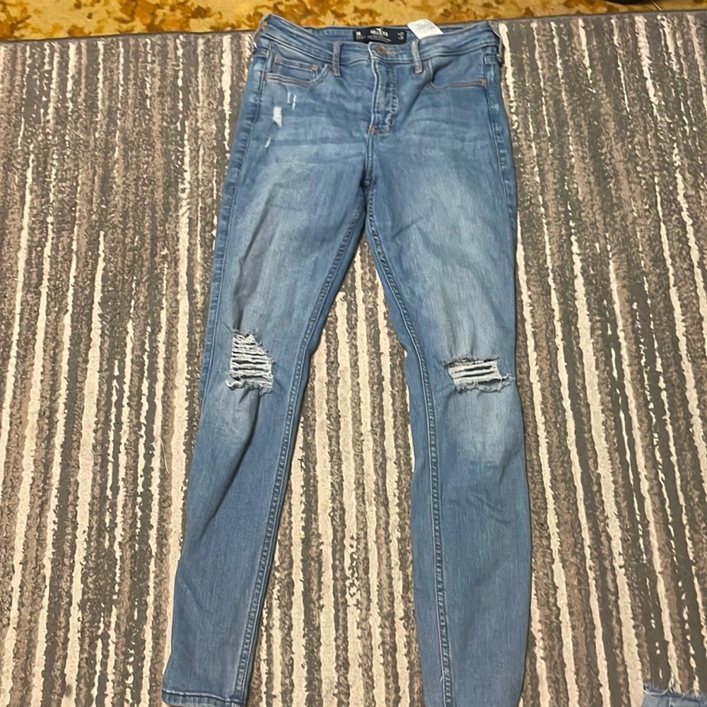 Mid Rise Light Wash Jeans